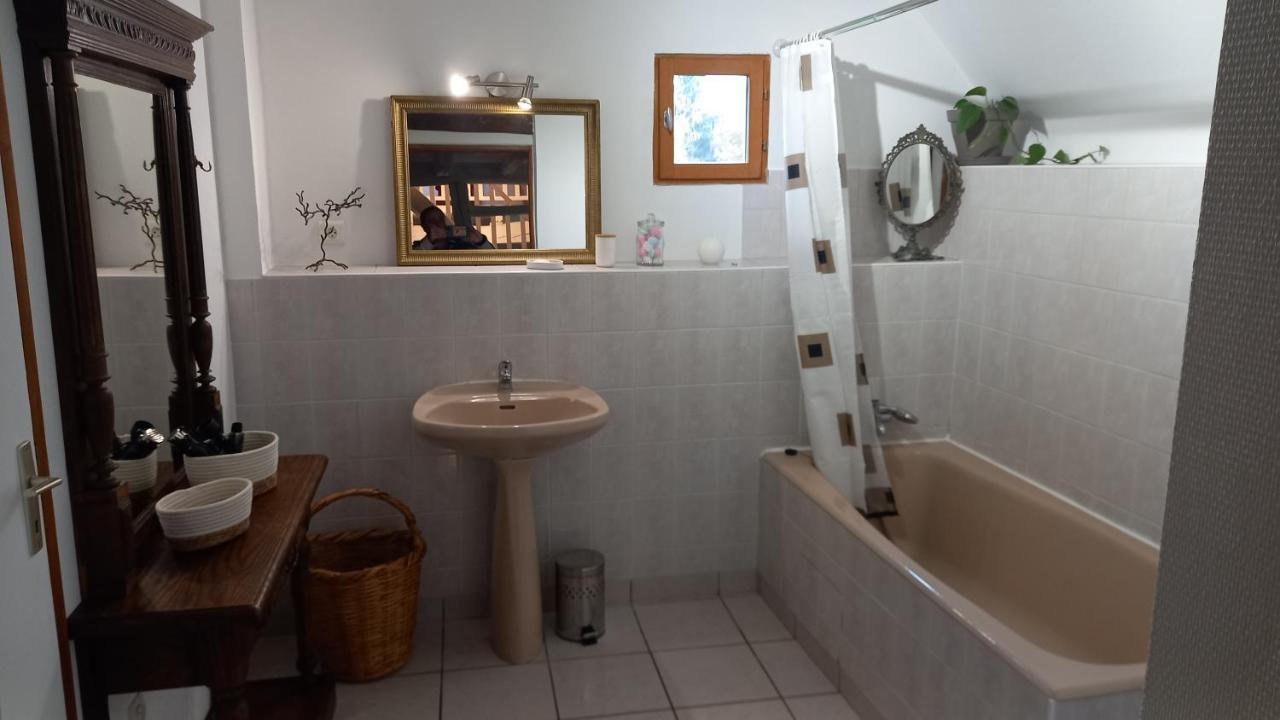 Villa Le Havre De Paix Devay Esterno foto